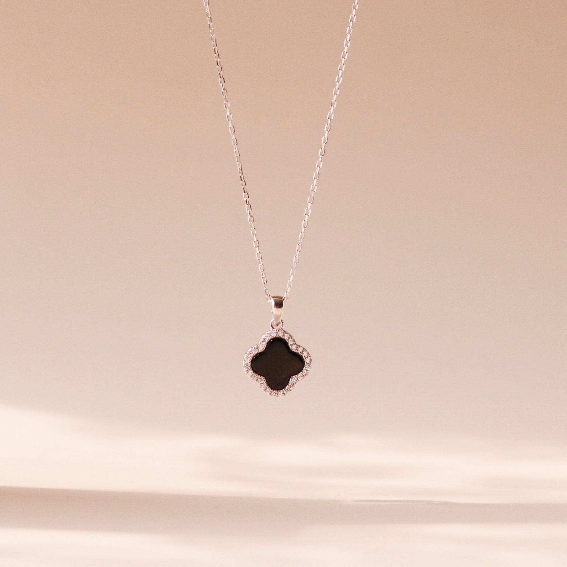 Gemor 18K Azura 4-Leaf Clover Necklace