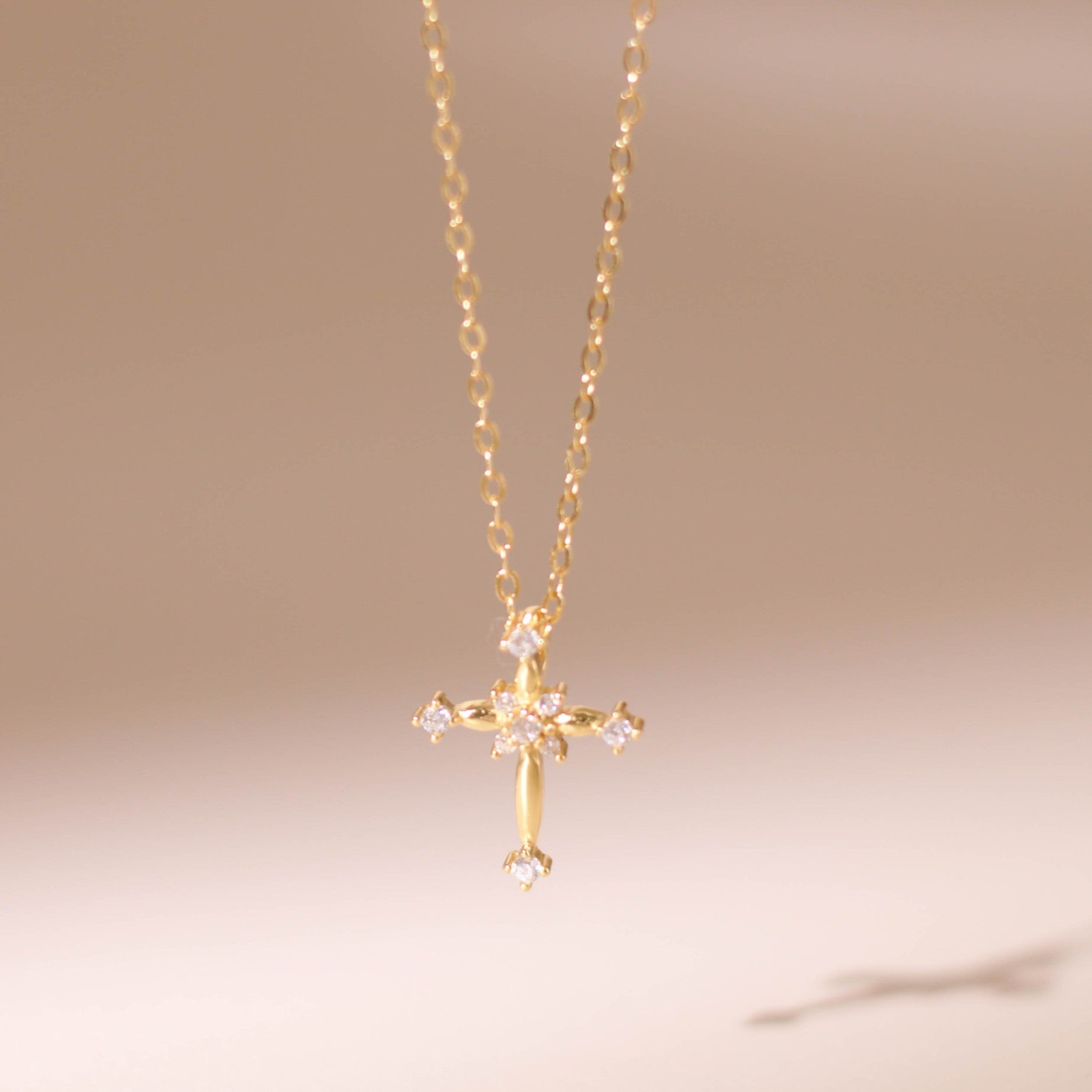 Gemor 18K Isadora Necklate