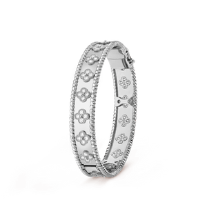 18K White Gold Van Cleef & Arpels Perlée Clovers Bracelet