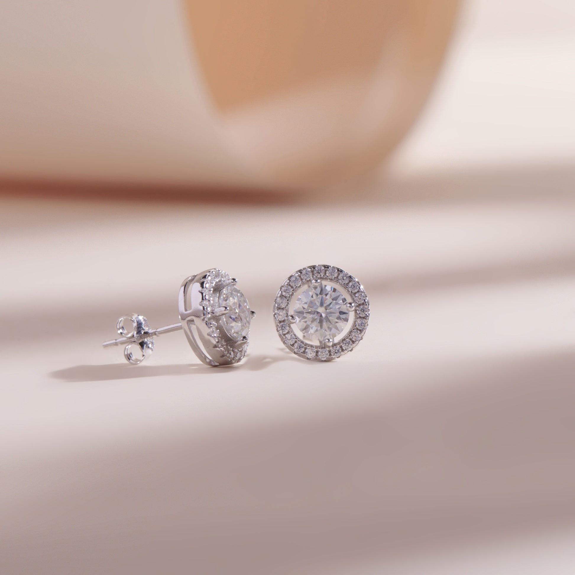 Gemor 18K Fullmoon Earrings