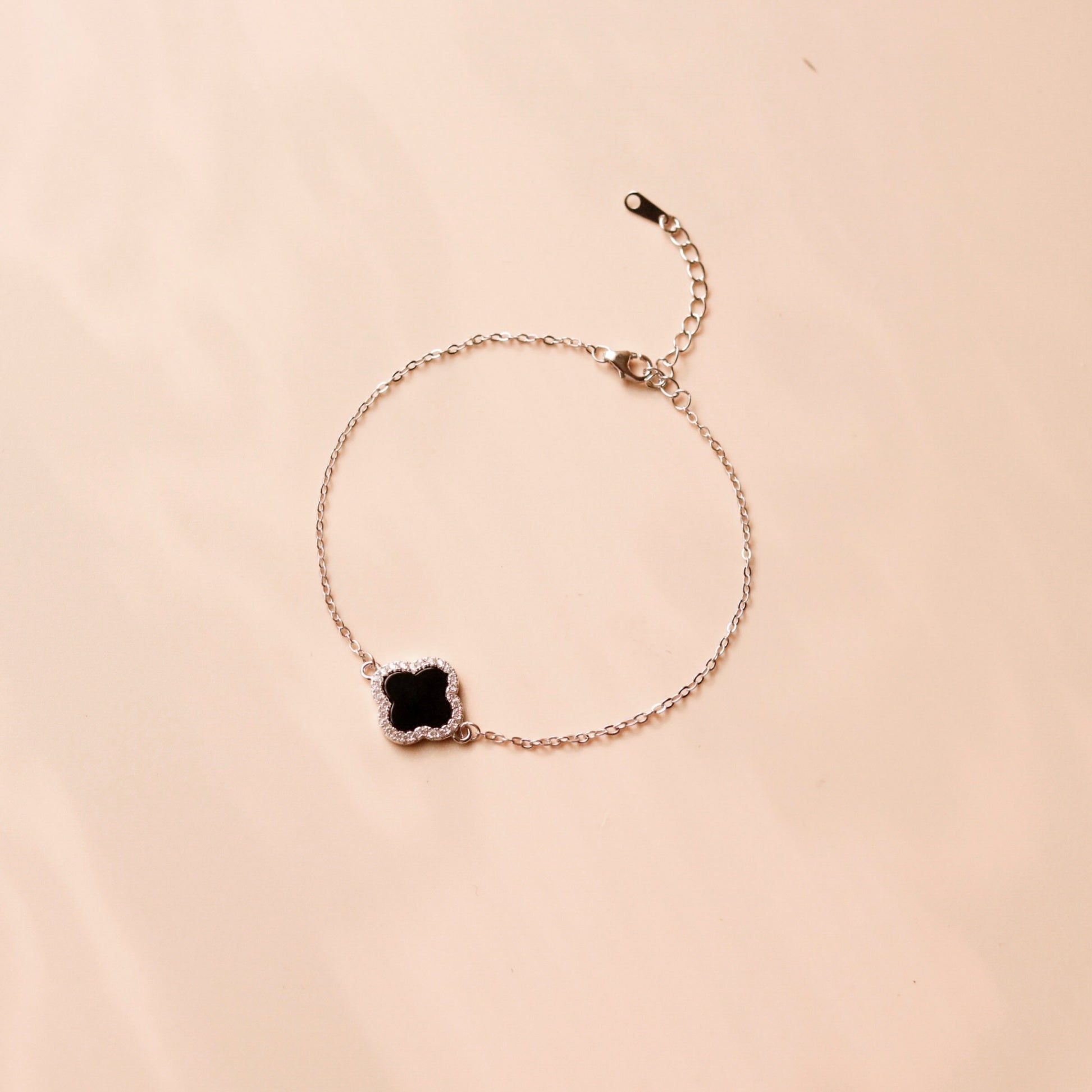 Gemor 18K Azura Clover Bracelet
