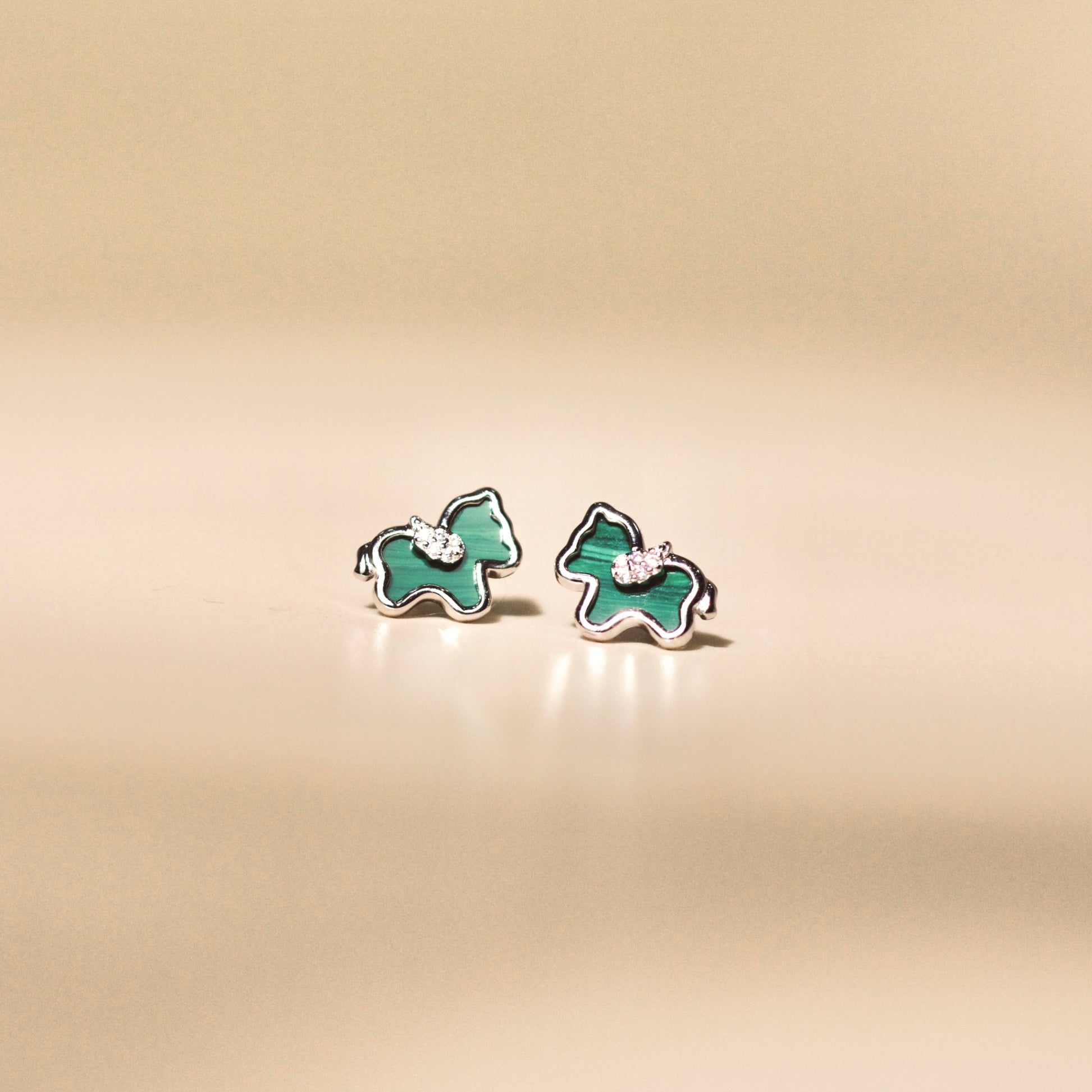 Gemor 18K Unicorn Lucky Earrings